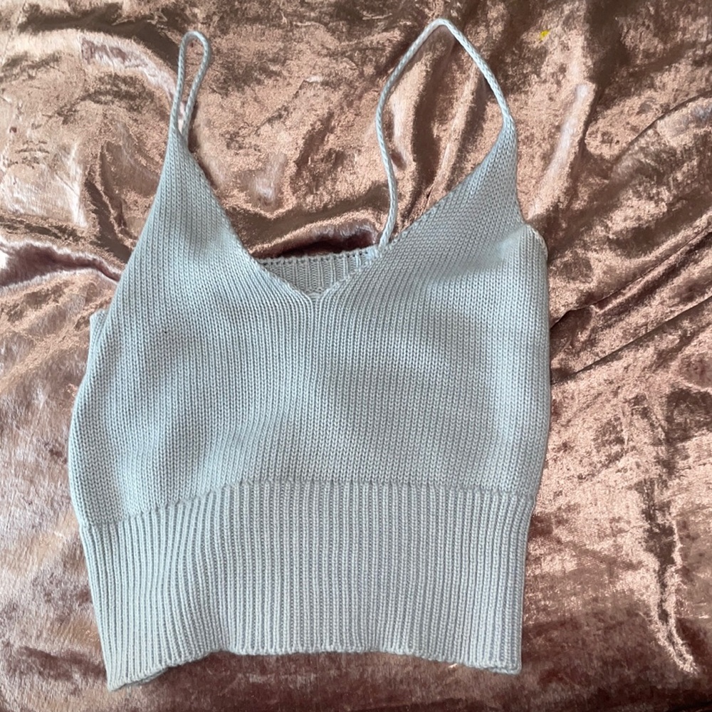 Super cute knitted Brandy Melville top! One size fits all